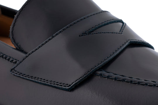 Brushed leather moccasins