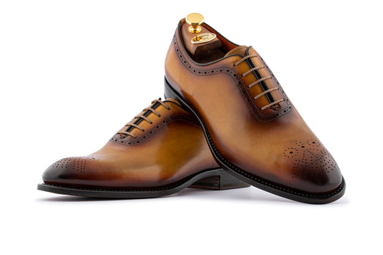 Stringata in pelle dipinta a mano