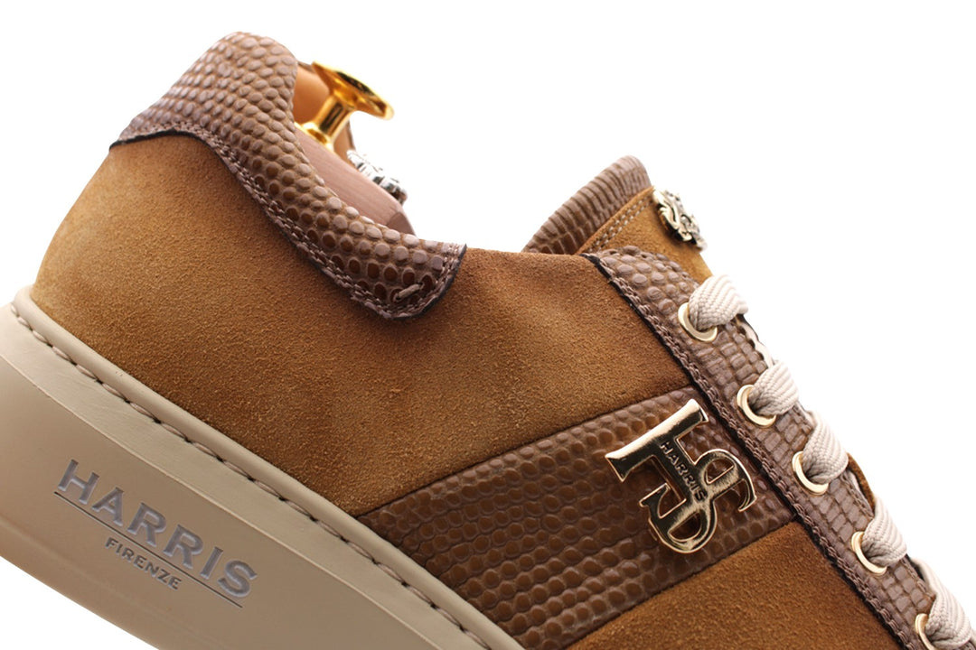 Sneakers in pelle scamosciata sfumata a mano