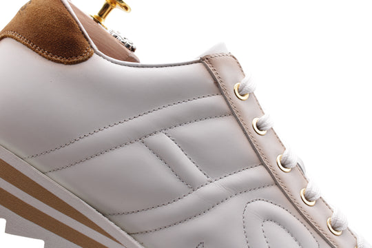 Leather sneakers with shaded details