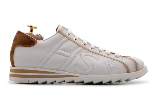 Leather sneakers with shaded details