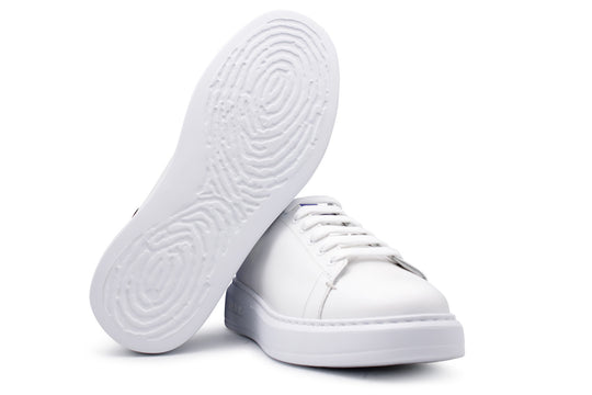 Leder -Turnschuhe