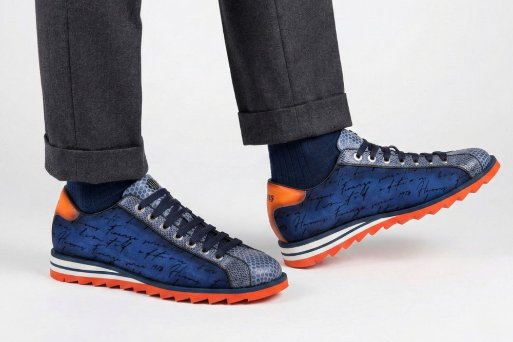 Zapatillas deportivas de ante escritor y pitón