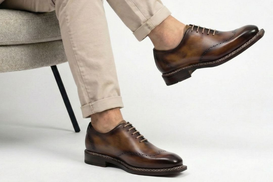 Oxford hand-painted with Norwegian workmanship