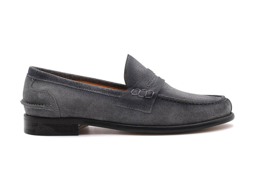 Suede loafer