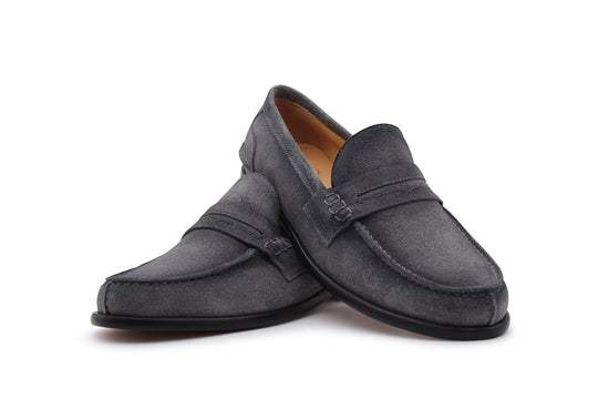 Suede loafer