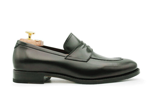 Leather loafer