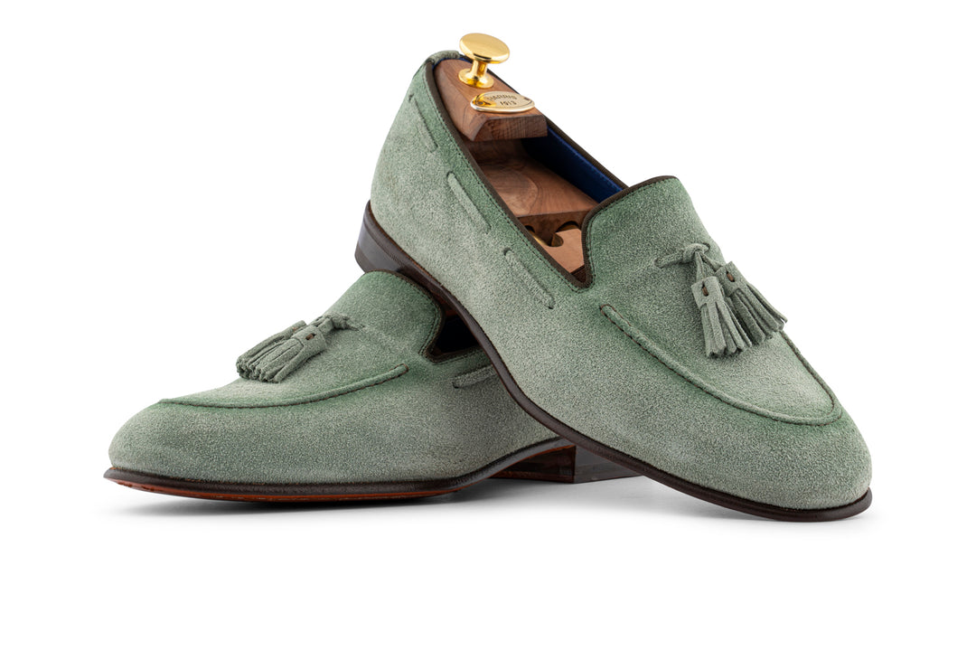 Mocassino in suede con pon pon Salvia