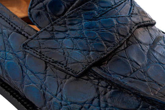Mocassino in alligatore dipinto a mano Blu