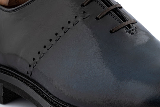 Leather lace-up