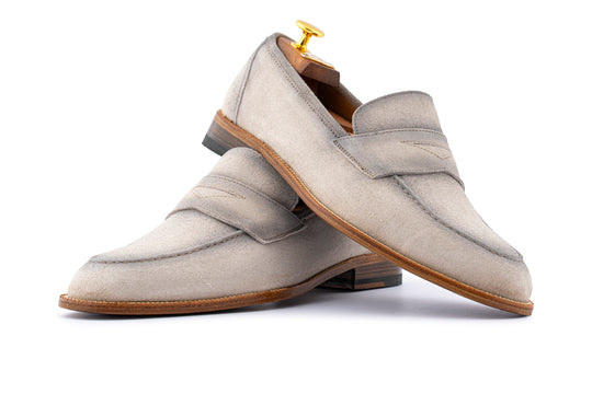 Mocassino in suede anticato a mano