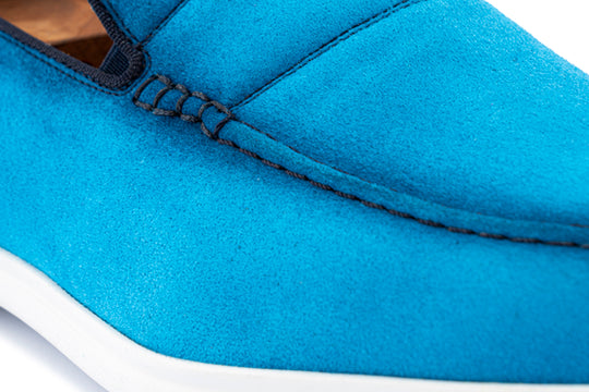 Mocassino in suede e suola in gomma