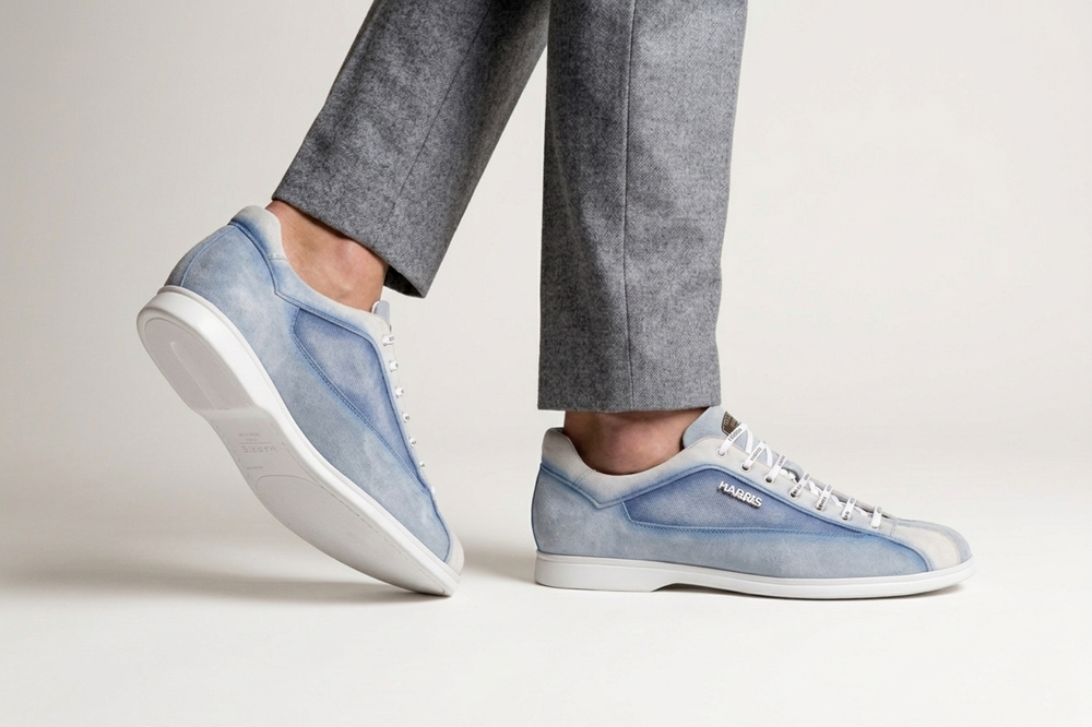 Ultra-light suede sneakers