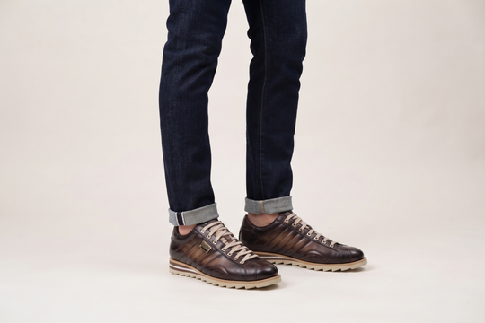 Leather sneakers