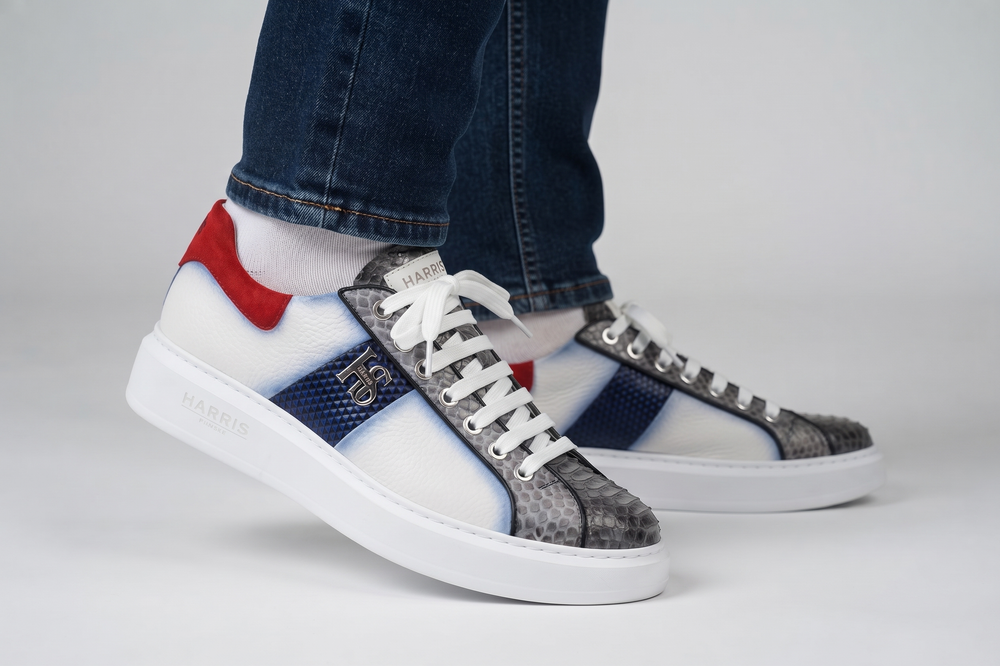 Zapatillas de piel suave y pitón. Azul