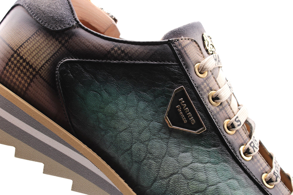 Sneakers effetto elefante e tweed