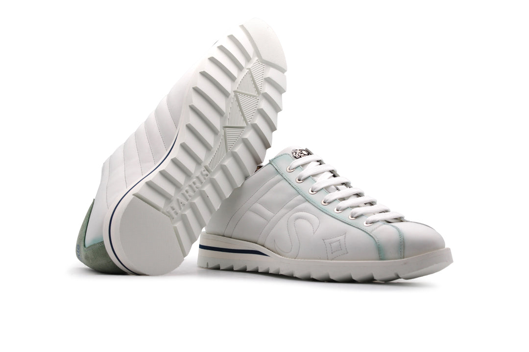 Leather sneakers with shaded details