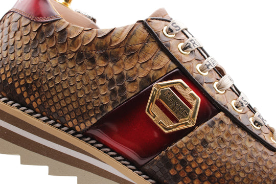 Zapatillas en piel fina.