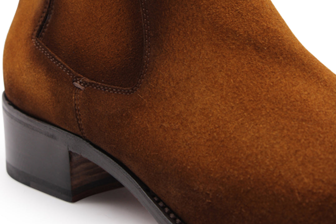 Botín texano en ante de color Cognac