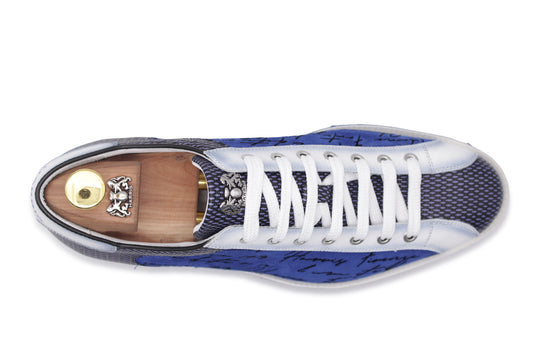 Sneakers in suede writer