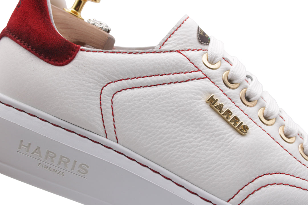 Comfort sneakers with suede details