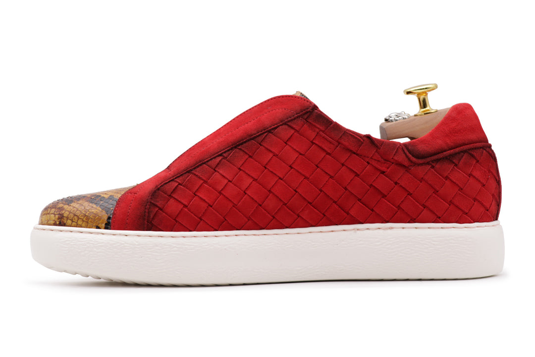 Sneaker slipon in pelle intrecciata e pitone
