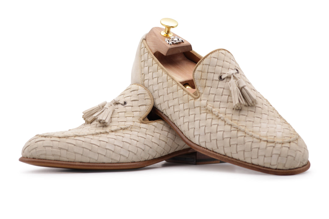 Mocasín de ante tejido