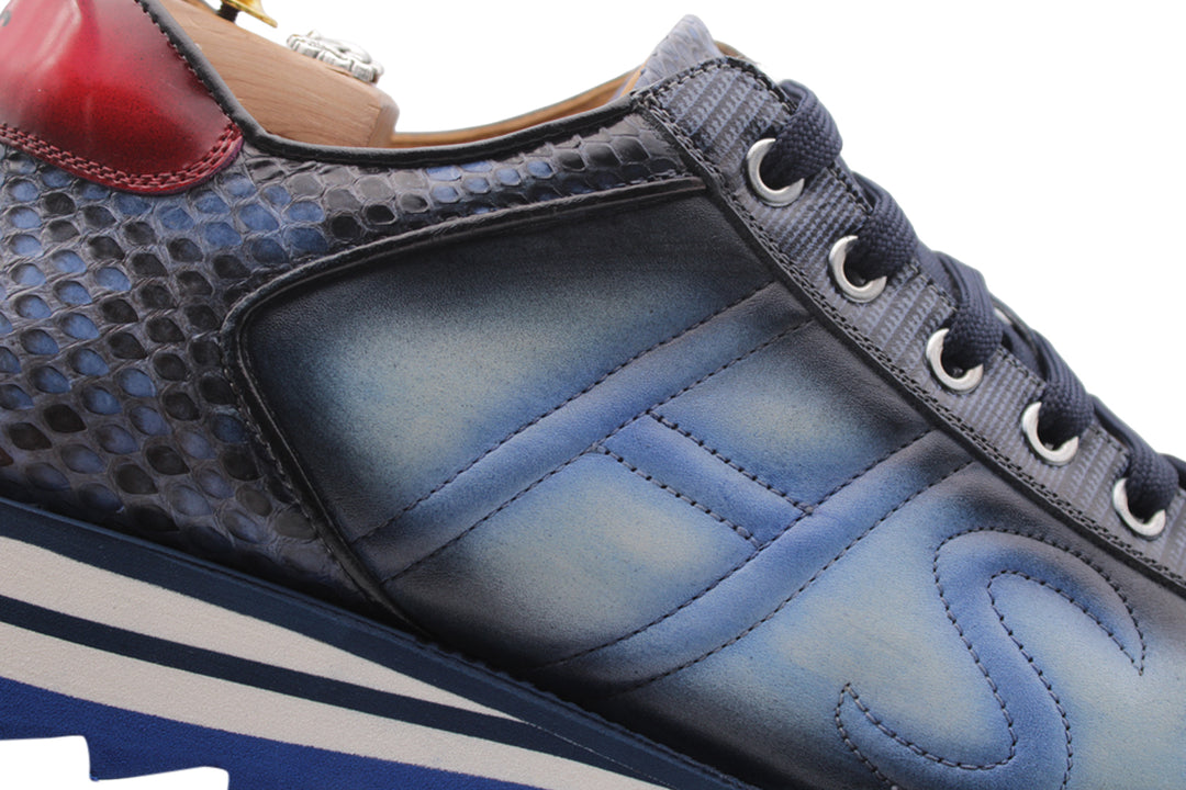 Sneakers in suede e pitone con cuciture imbottite